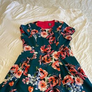 Vince Camuto floral dress, NWOT